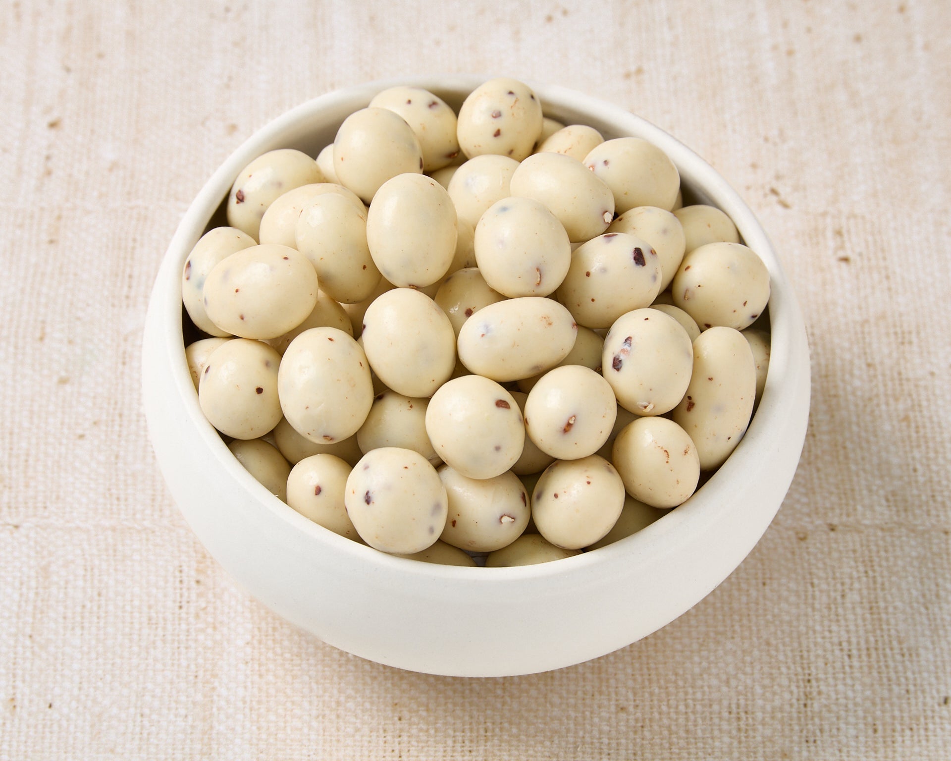 Straciatella almonds