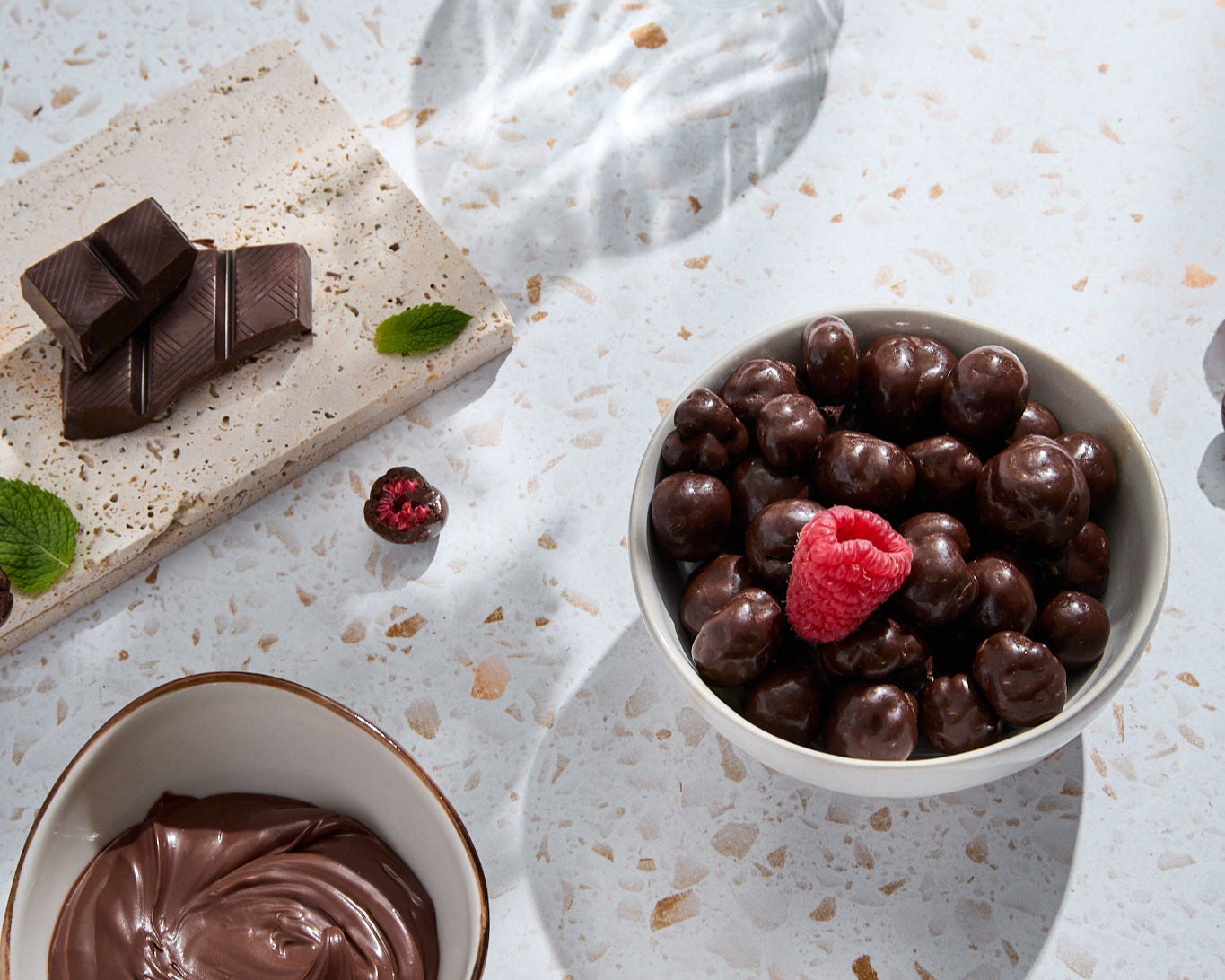 Freeze-dried raspberry dipped in dark chocolate