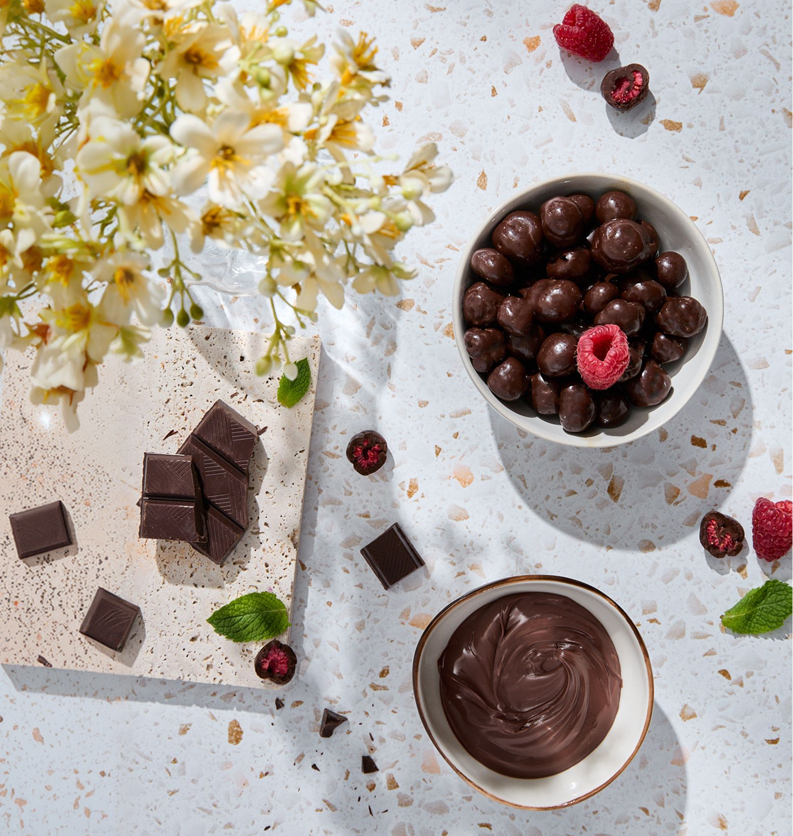 Frambuesa liofilizada bañada en chocolate negro