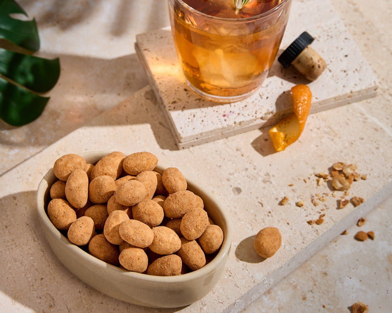 Crunchy coated krikri peanuts with barbecue flavor