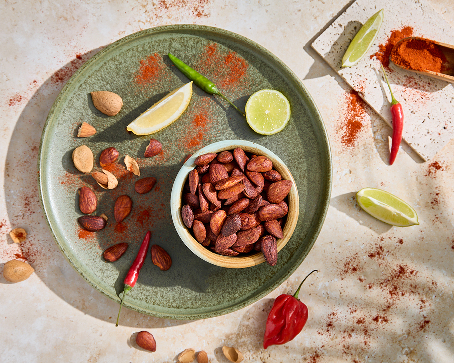 Roasted almonds with chili lemon flavour