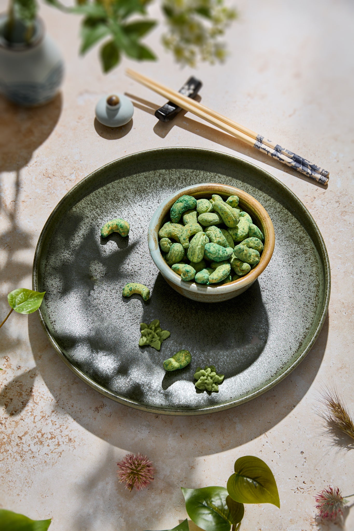  Wasabi-flavored roasted cashew